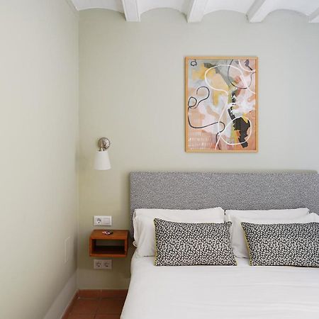 Numa Barcelona Seda Apartment Luaran gambar